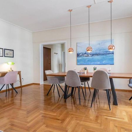 Amfitritis Family Lux Apartment At Palaio Faliro Athena Bagian luar foto